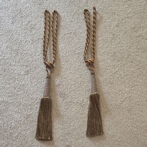 Elegant Tan and Brown Curtain Accents